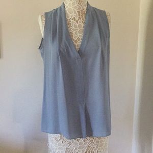Women’s Light Blue Sleeveless V-Neck Blouse Size L